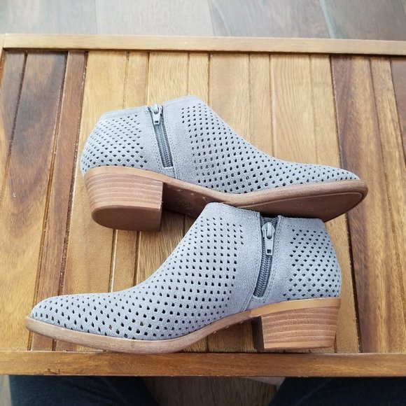 Lucky Brand Grey Suede Ankle Boot - Picture 2 of 6